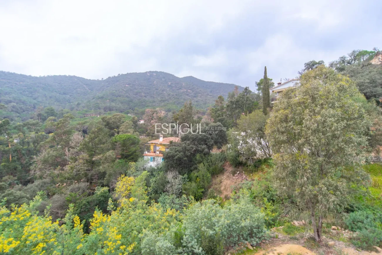 Casa independent a la Urbanització Rosamar