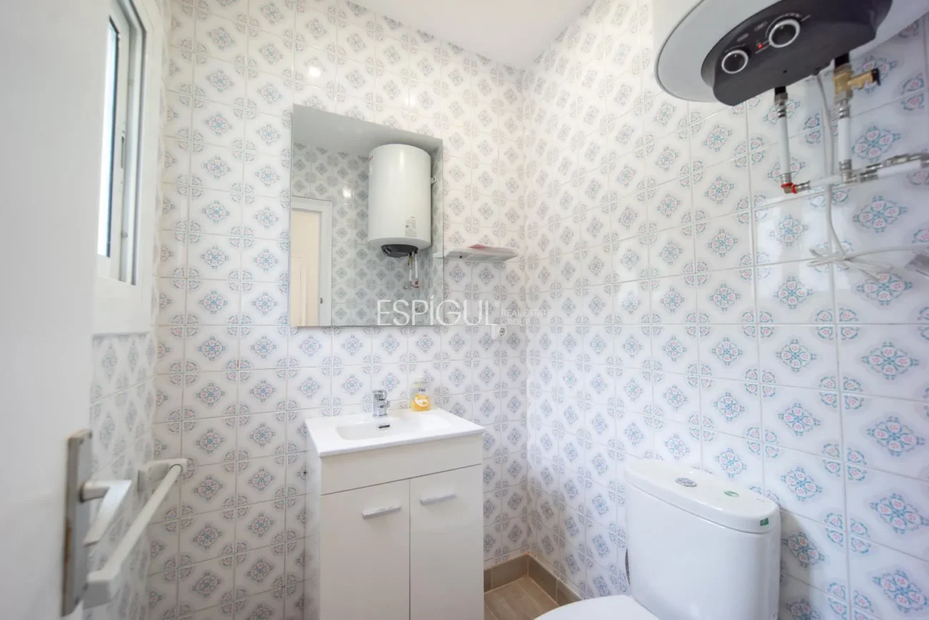 Casa independent a la Urbanització Rosamar