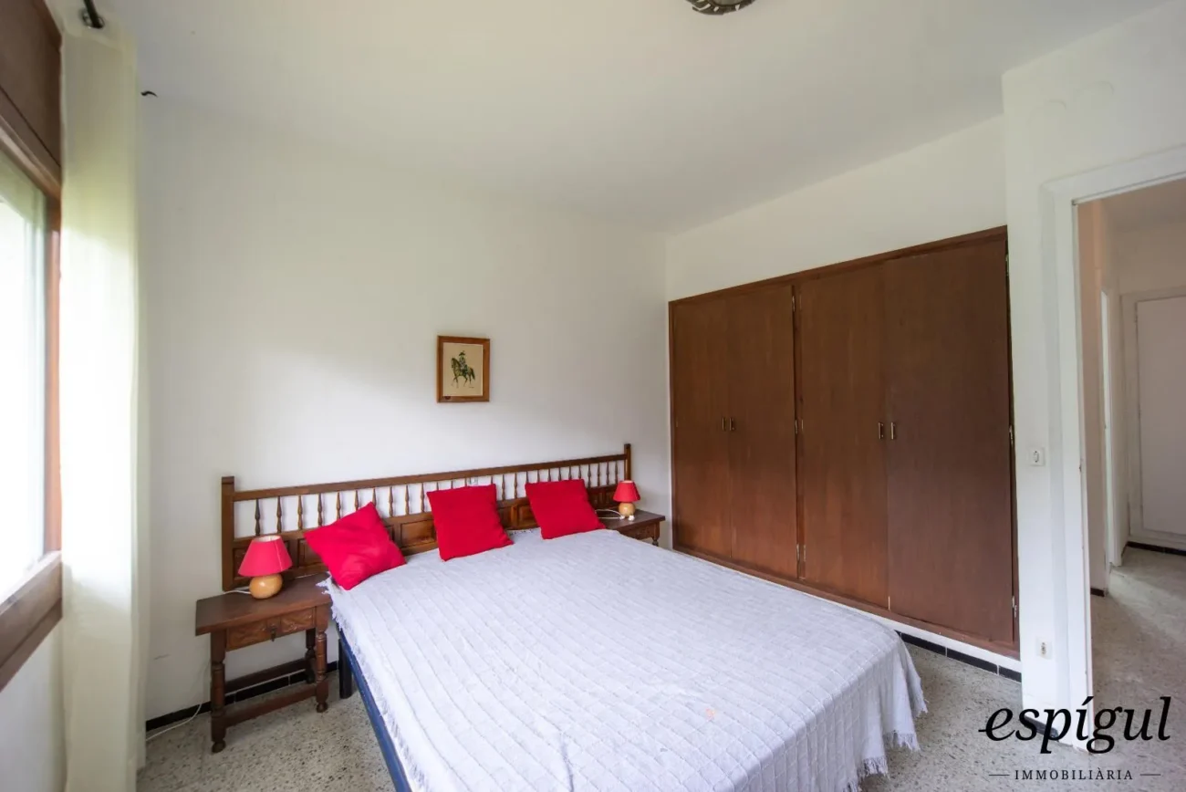 Casa independiente en Urbanización Rosamar