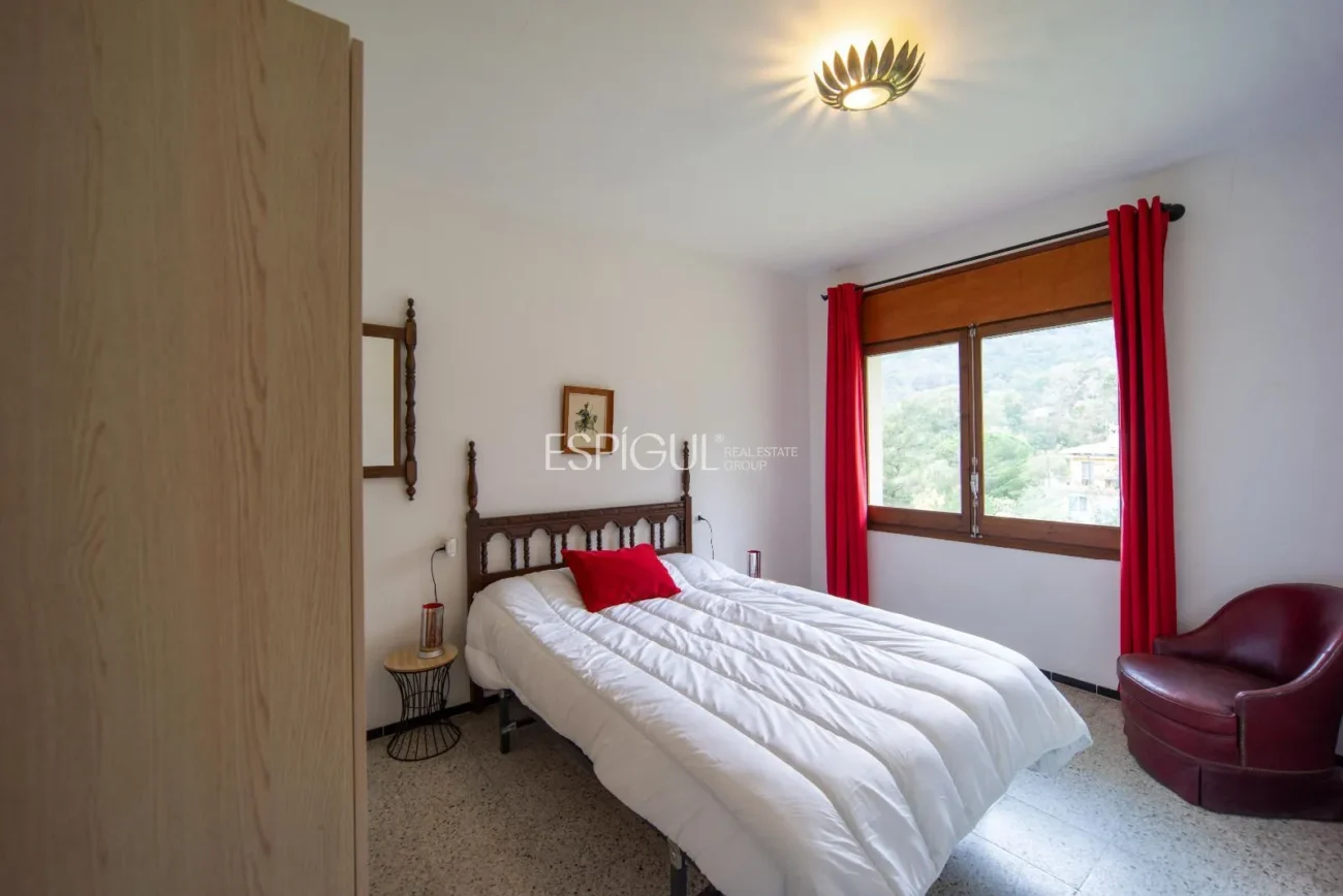 Casa independent a la Urbanització Rosamar