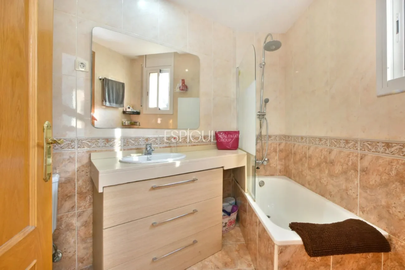 Encantadora casa adosada en Can Baró