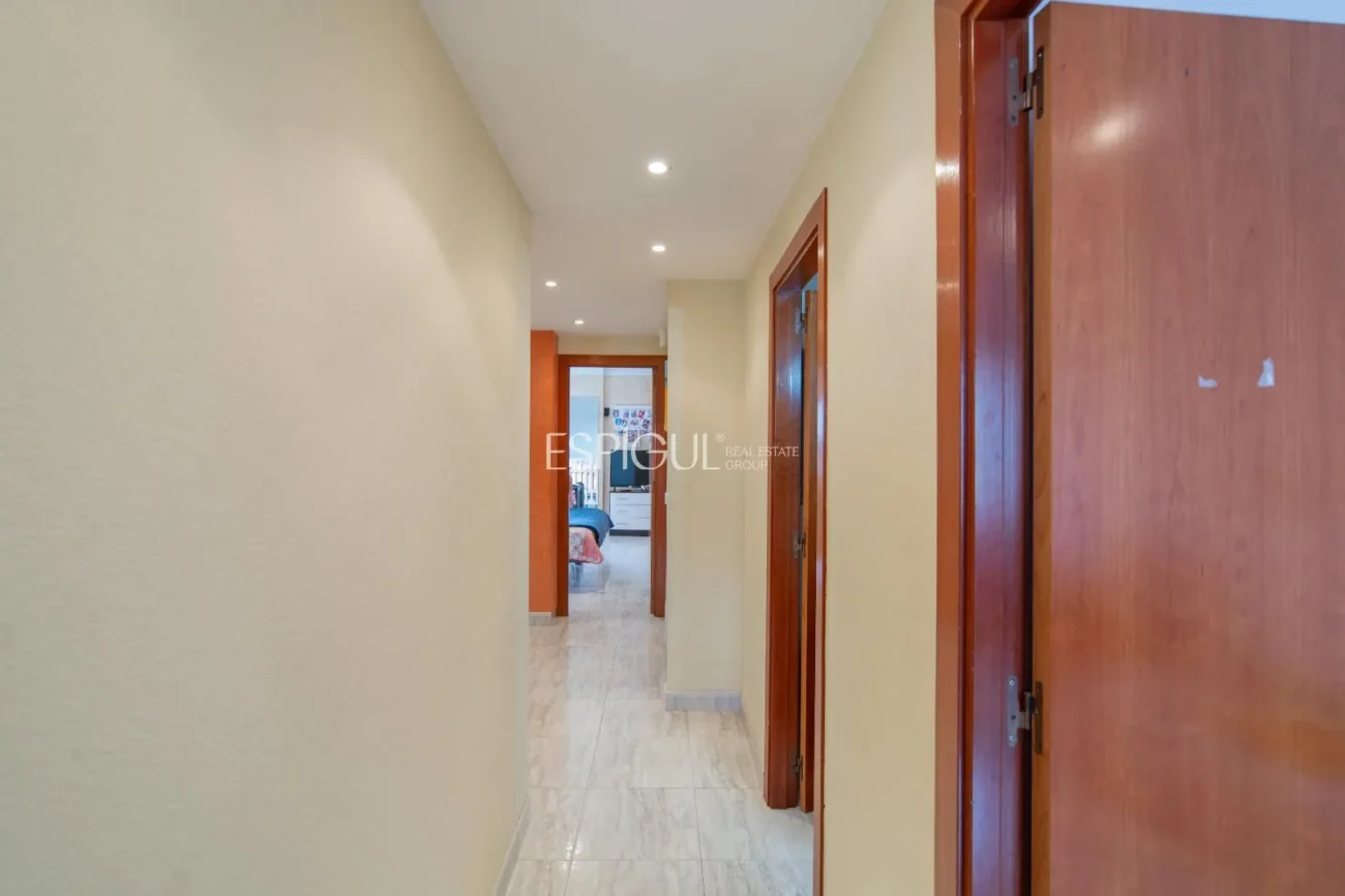 Эффектный пентхаус в центре Санта-Кристина-д’Аро