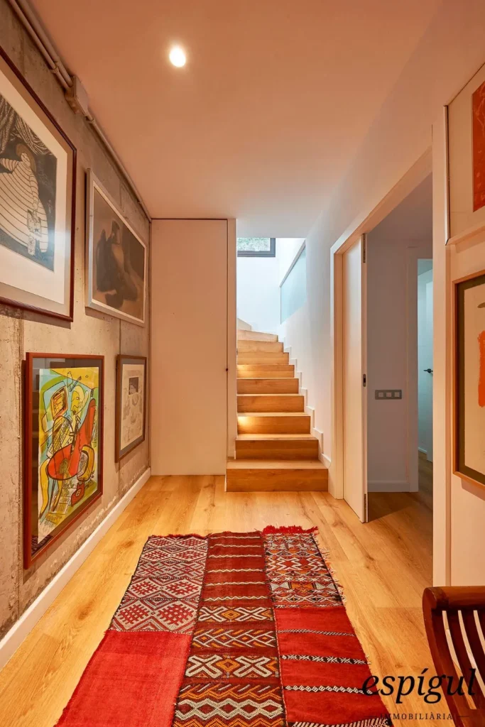 Spectacular home on a large plot with a garden and private pool