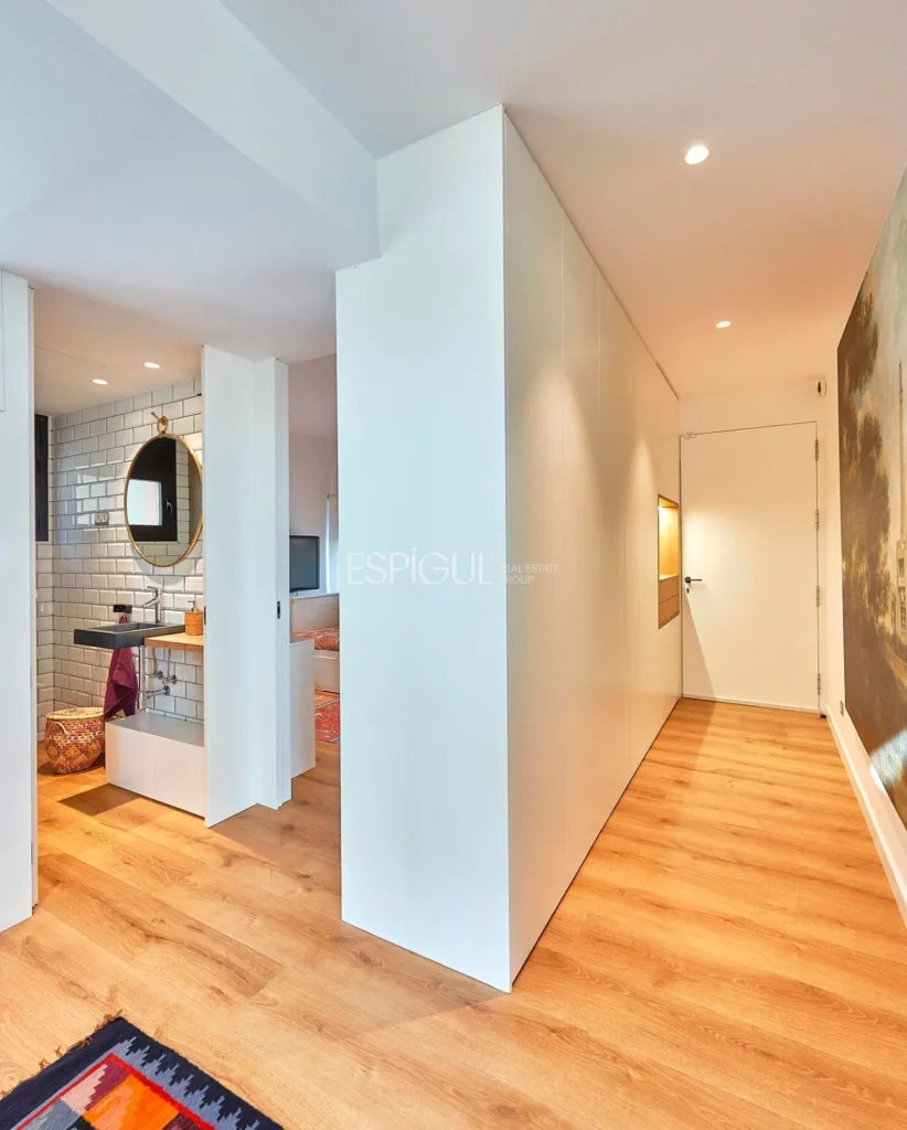 Espectacular casa en una gran parcela con jardín y piscina