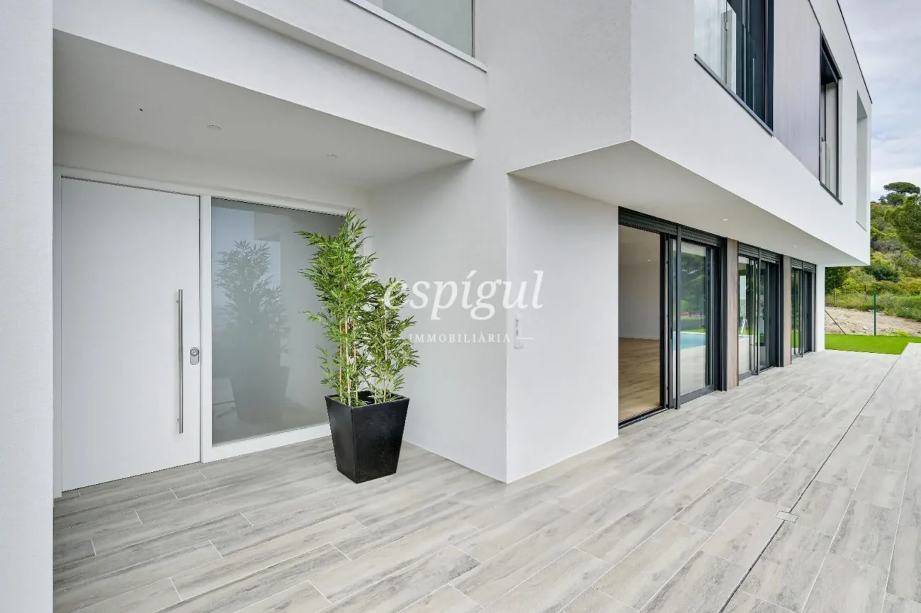 Stunning Property in Sant Berger, Teià – Luxury and Design with Sea Views