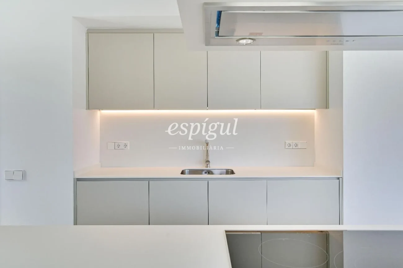 Stunning Property in Sant Berger, Teià – Luxury and Design with Sea Views
