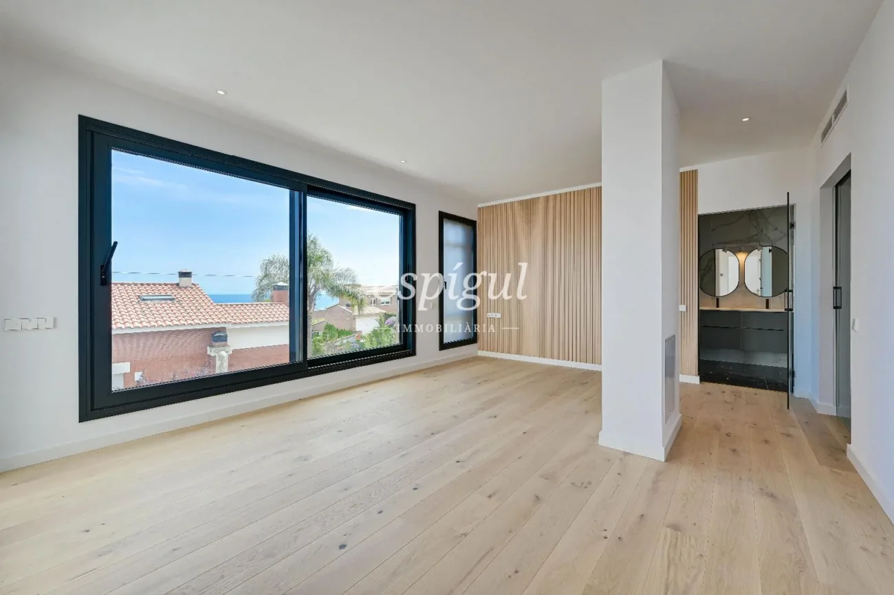Stunning Property in Sant Berger, Teià – Luxury and Design with Sea Views