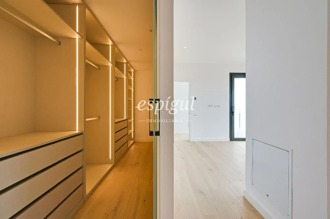 Stunning Property in Sant Berger, Teià – Luxury and Design with Sea Views