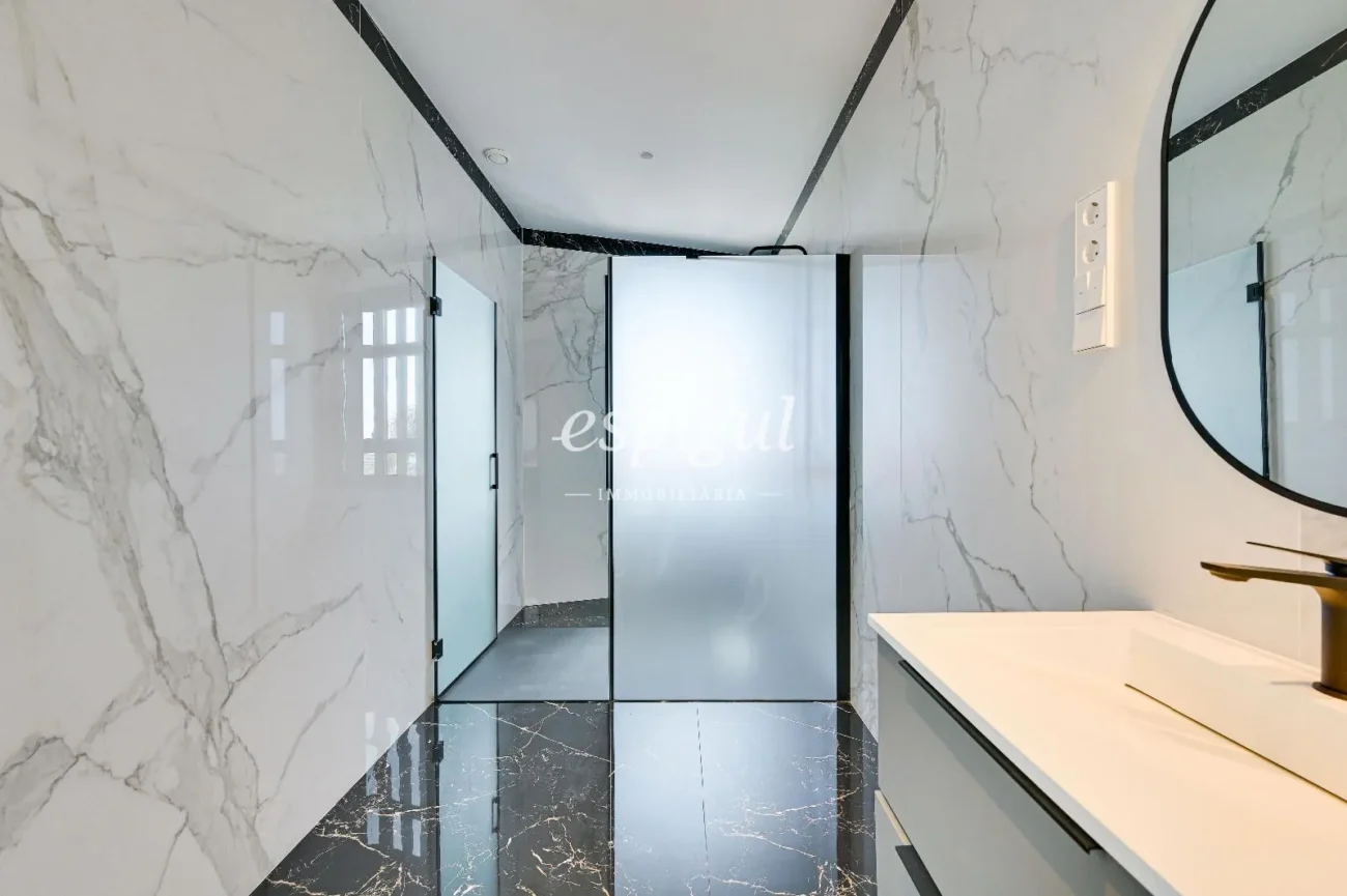 Stunning Property in Sant Berger, Teià – Luxury and Design with Sea Views