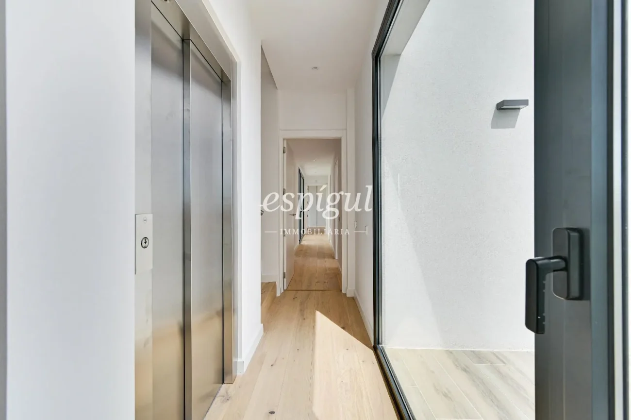 Stunning Property in Sant Berger, Teià – Luxury and Design with Sea Views