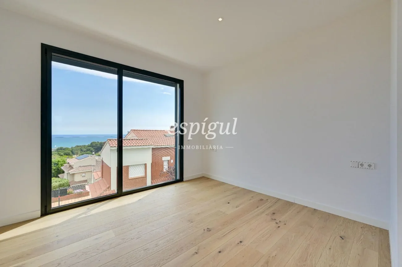 Stunning Property in Sant Berger, Teià – Luxury and Design with Sea Views
