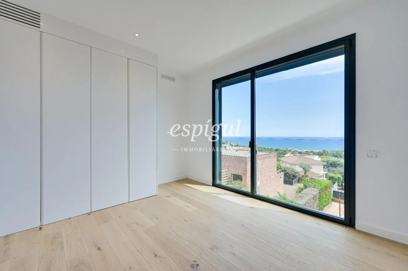 Stunning Property in Sant Berger, Teià – Luxury and Design with Sea Views
