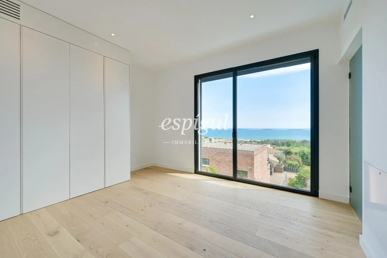 Stunning Property in Sant Berger, Teià – Luxury and Design with Sea Views