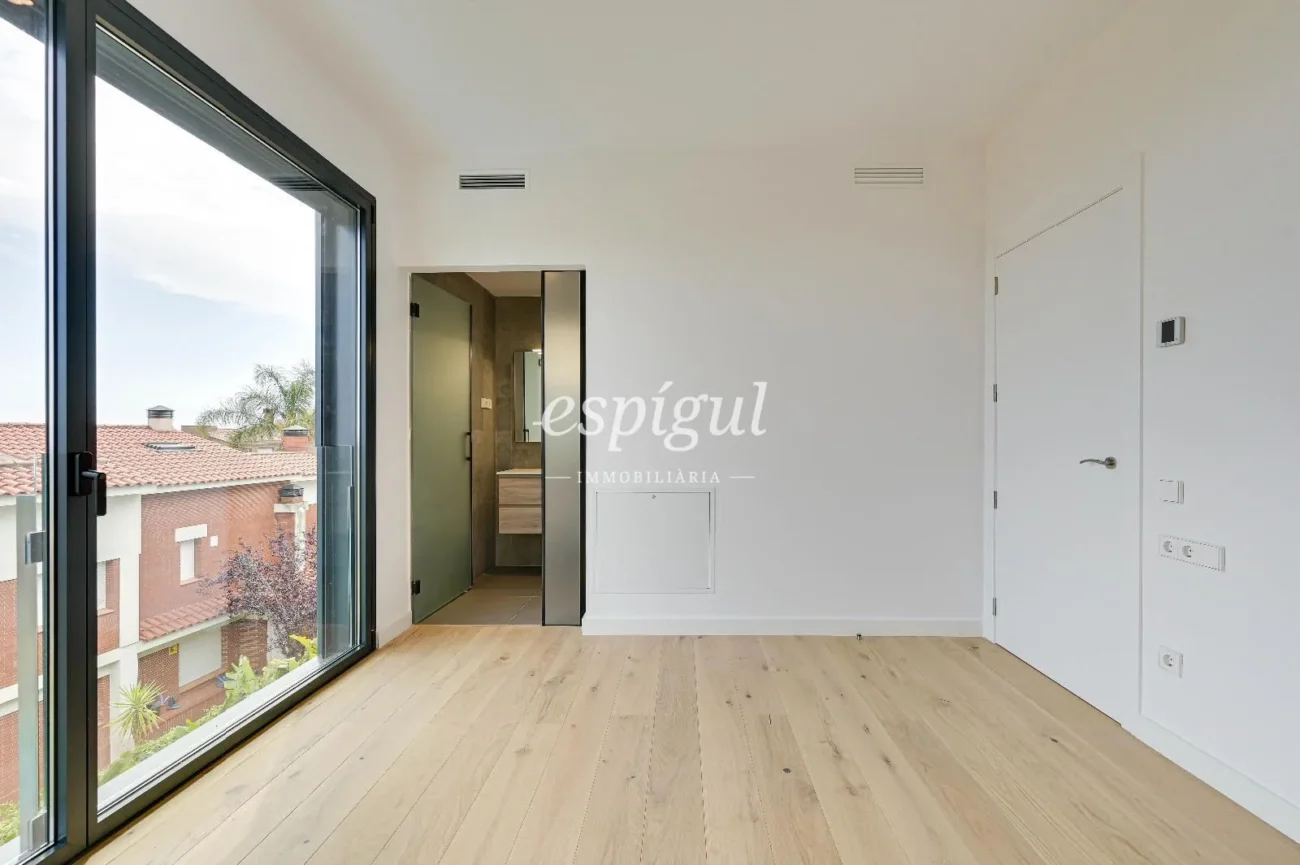 Stunning Property in Sant Berger, Teià – Luxury and Design with Sea Views