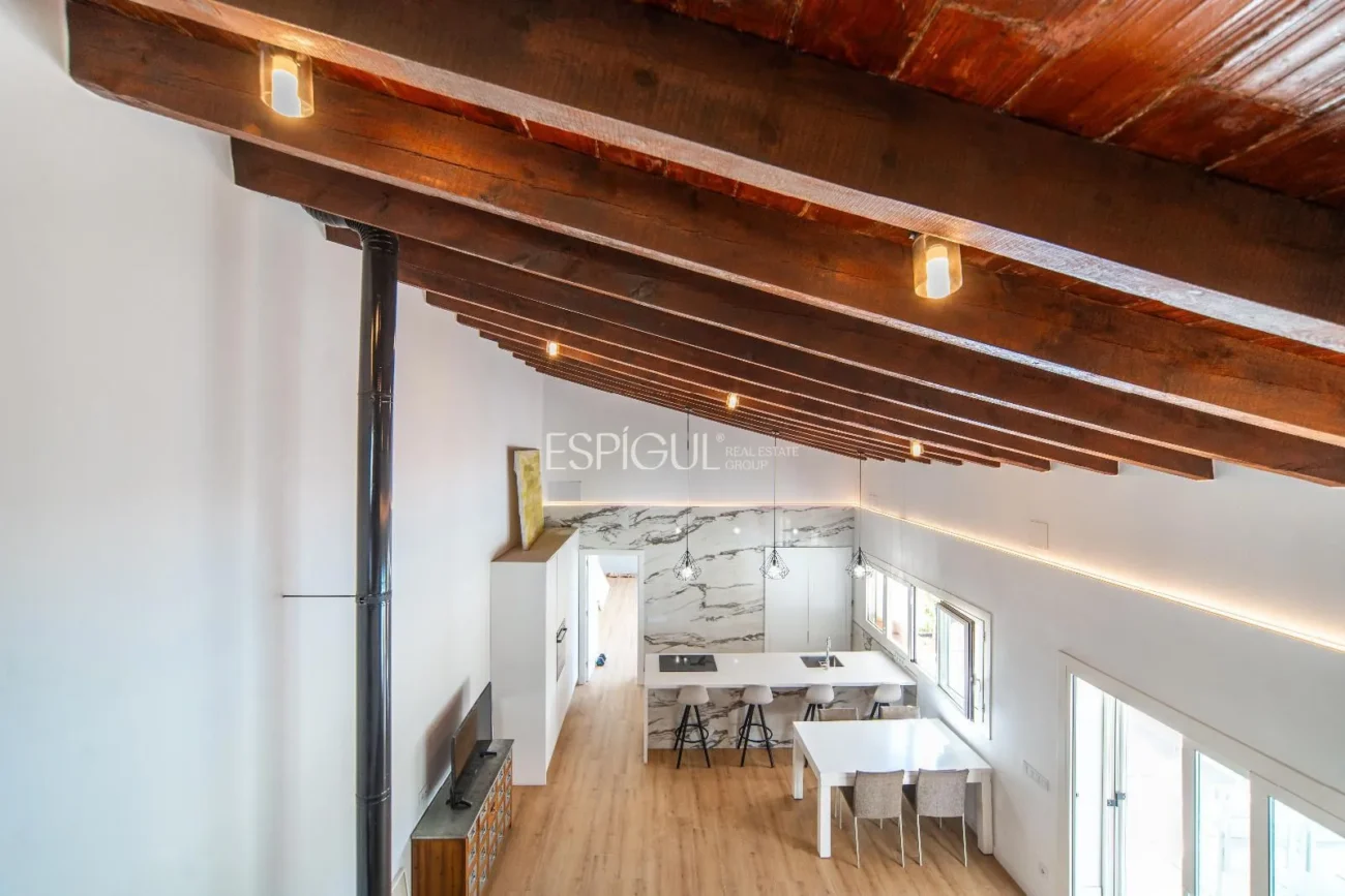 Exclusiva casa restaurada con grandes cualidades en el golf de Sant Andreu de Llavaneres