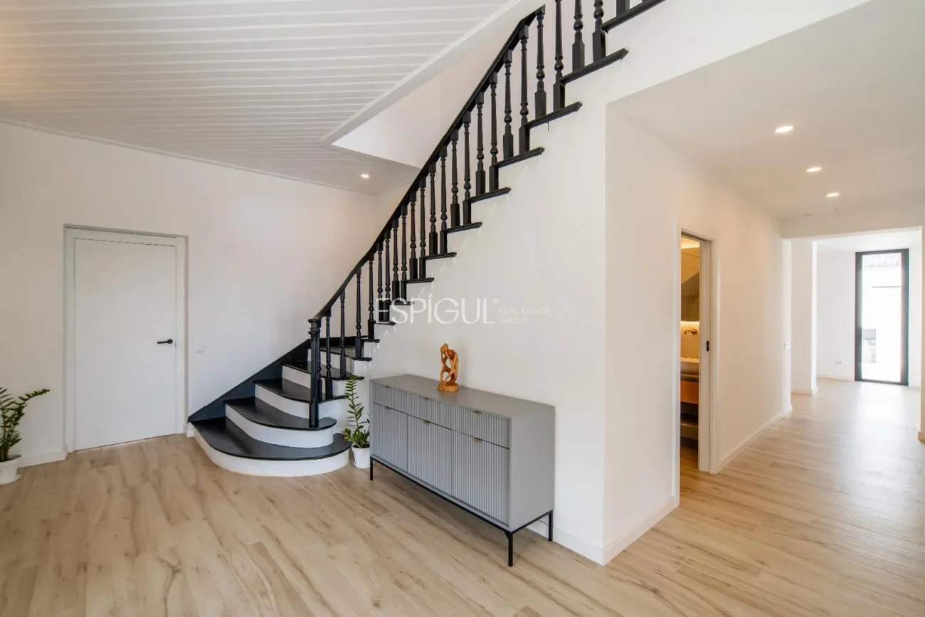 Exclusiva casa restaurada con grandes cualidades en el golf de Sant Andreu de Llavaneres