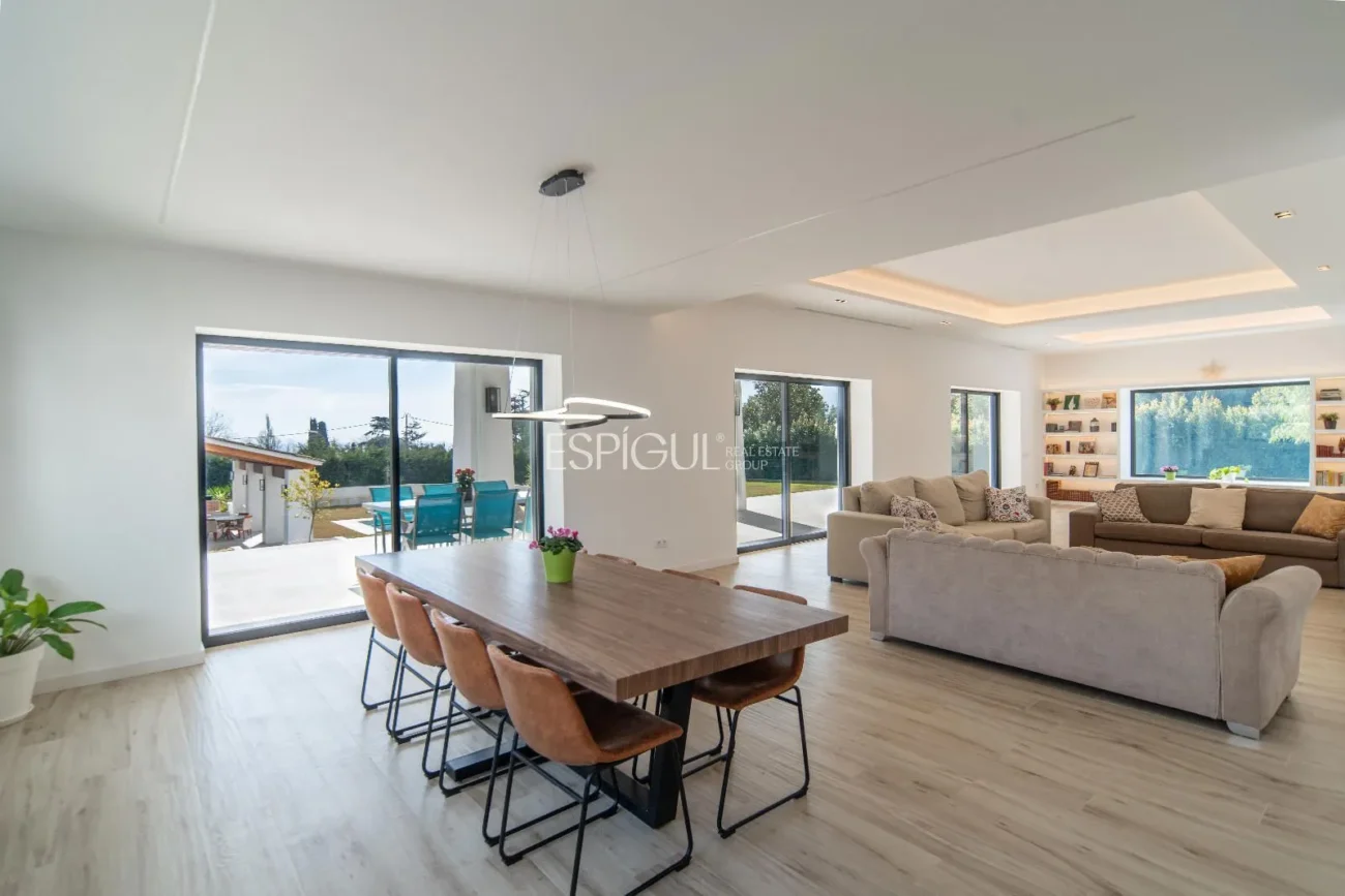 Exclusiva casa restaurada con grandes cualidades en el golf de Sant Andreu de Llavaneres