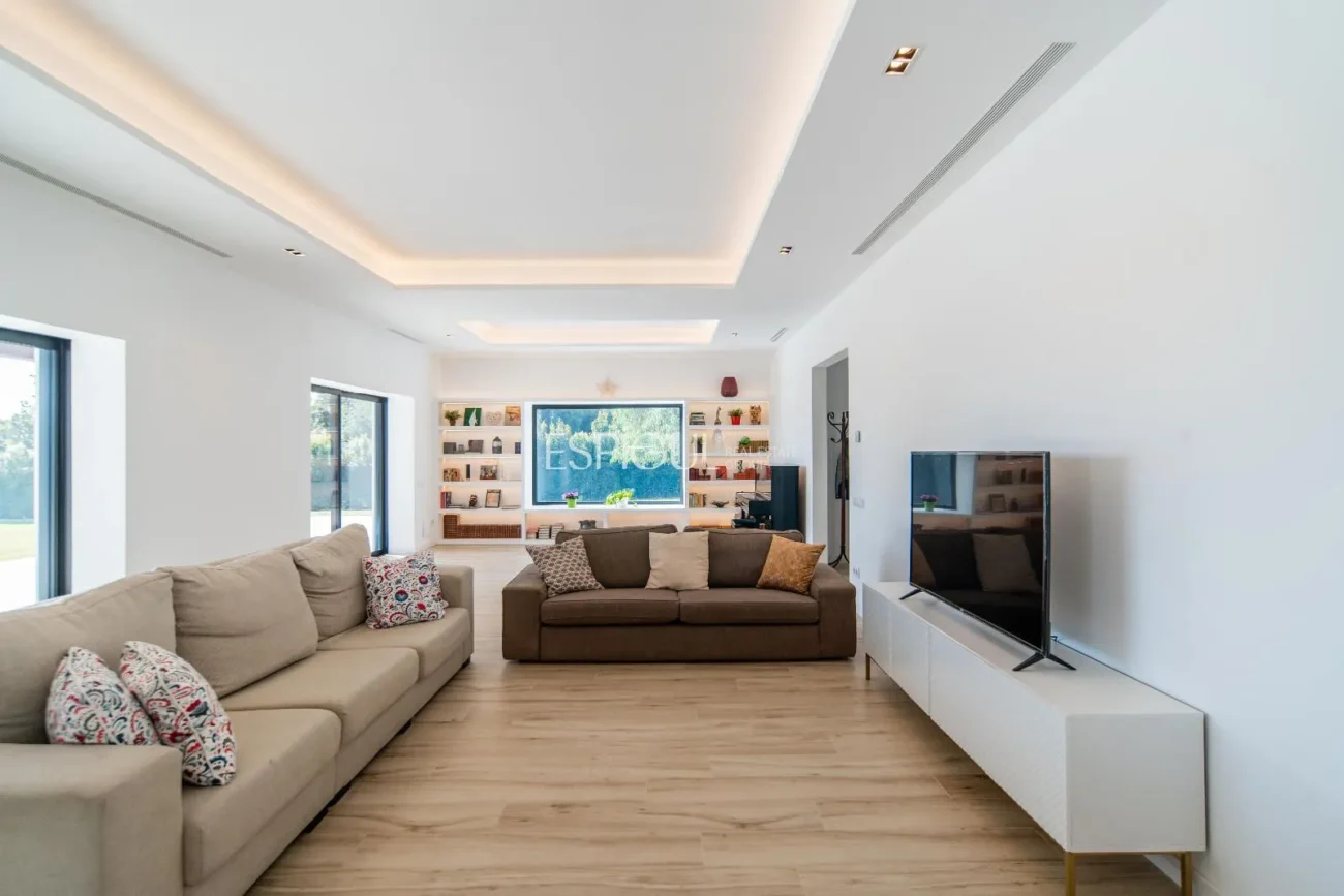 Exclusiva casa restaurada con grandes cualidades en el golf de Sant Andreu de Llavaneres