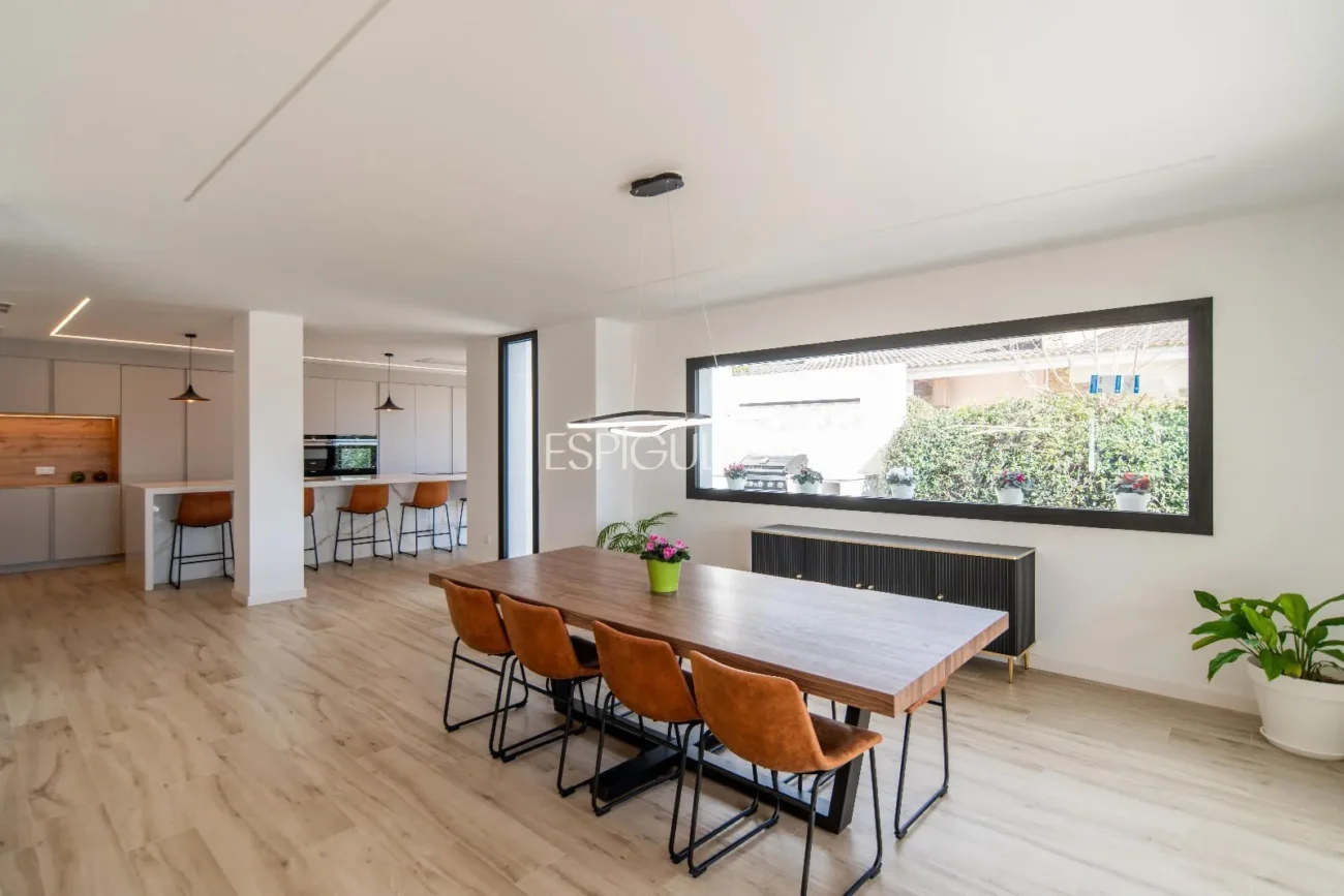 Exclusiva casa restaurada con grandes cualidades en el golf de Sant Andreu de Llavaneres