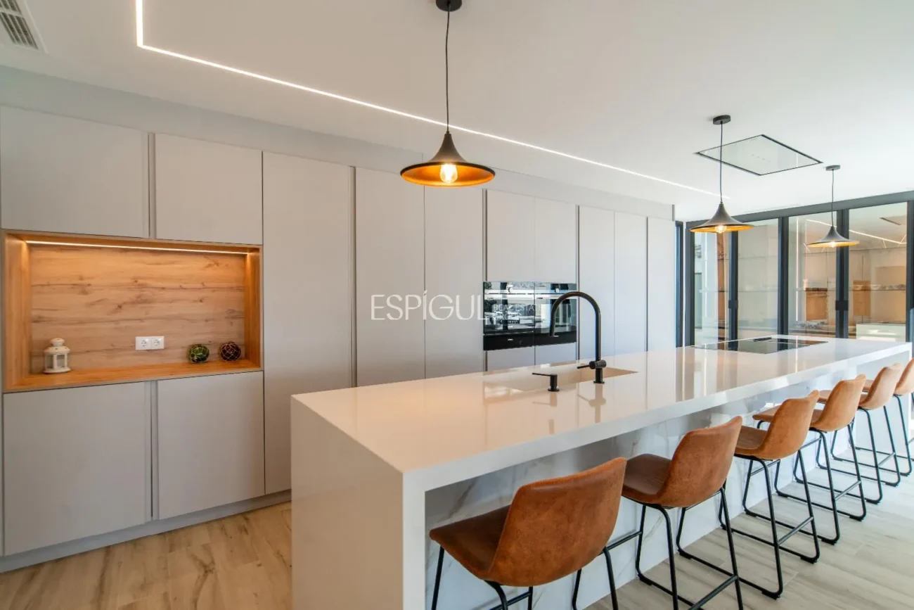 Exclusiva casa restaurada con grandes cualidades en el golf de Sant Andreu de Llavaneres