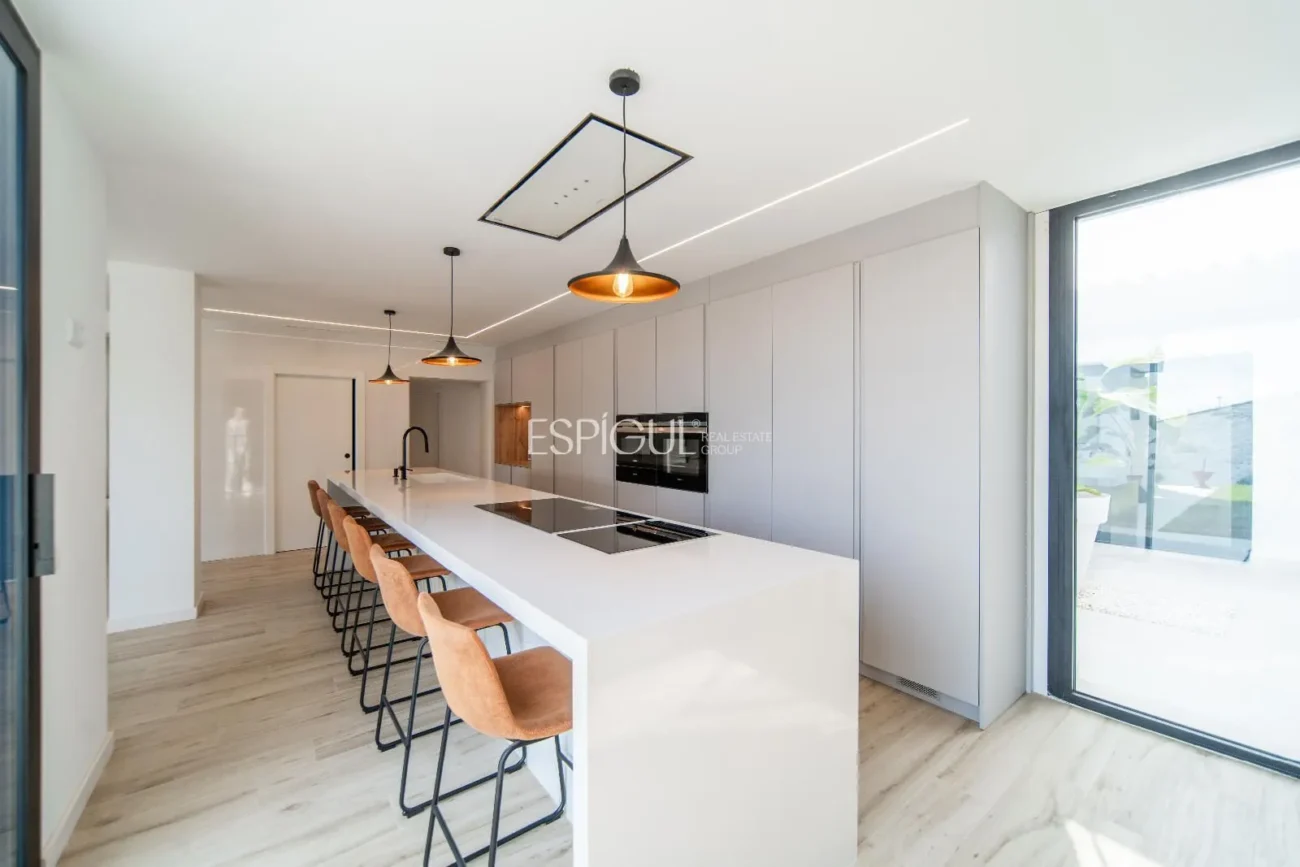 Exclusiva casa restaurada con grandes cualidades en el golf de Sant Andreu de Llavaneres