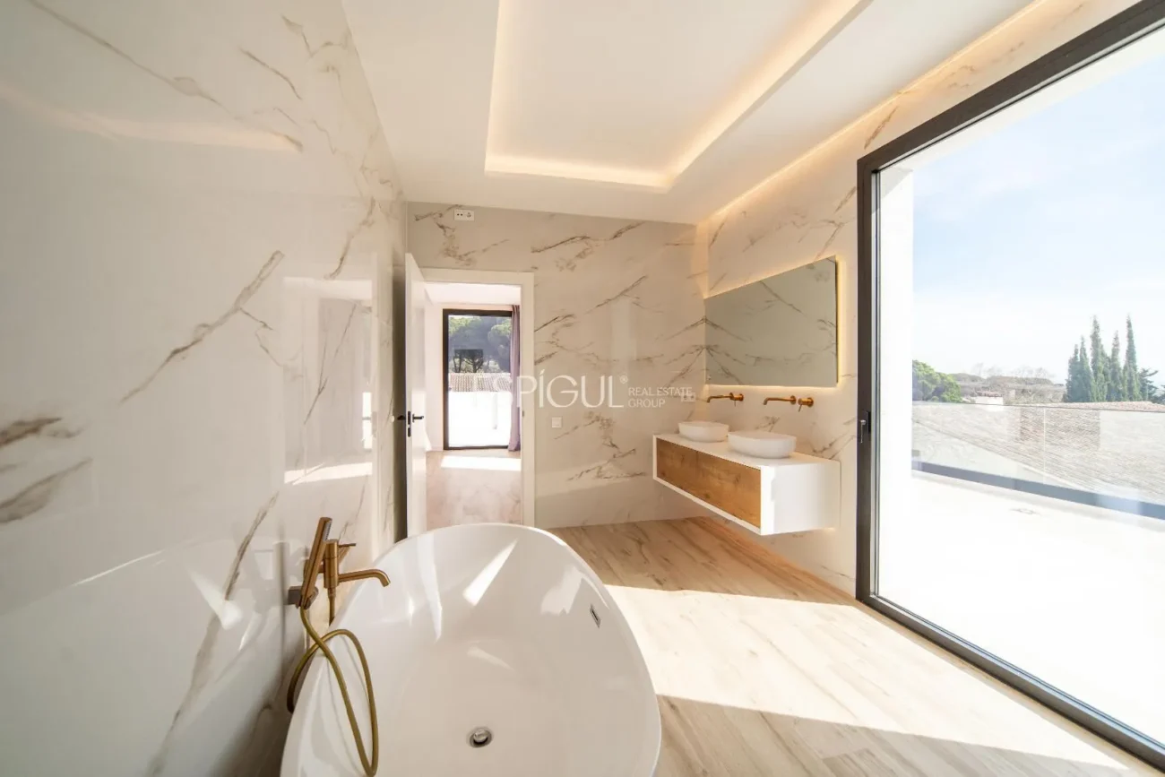 Exclusiva casa restaurada con grandes cualidades en el golf de Sant Andreu de Llavaneres