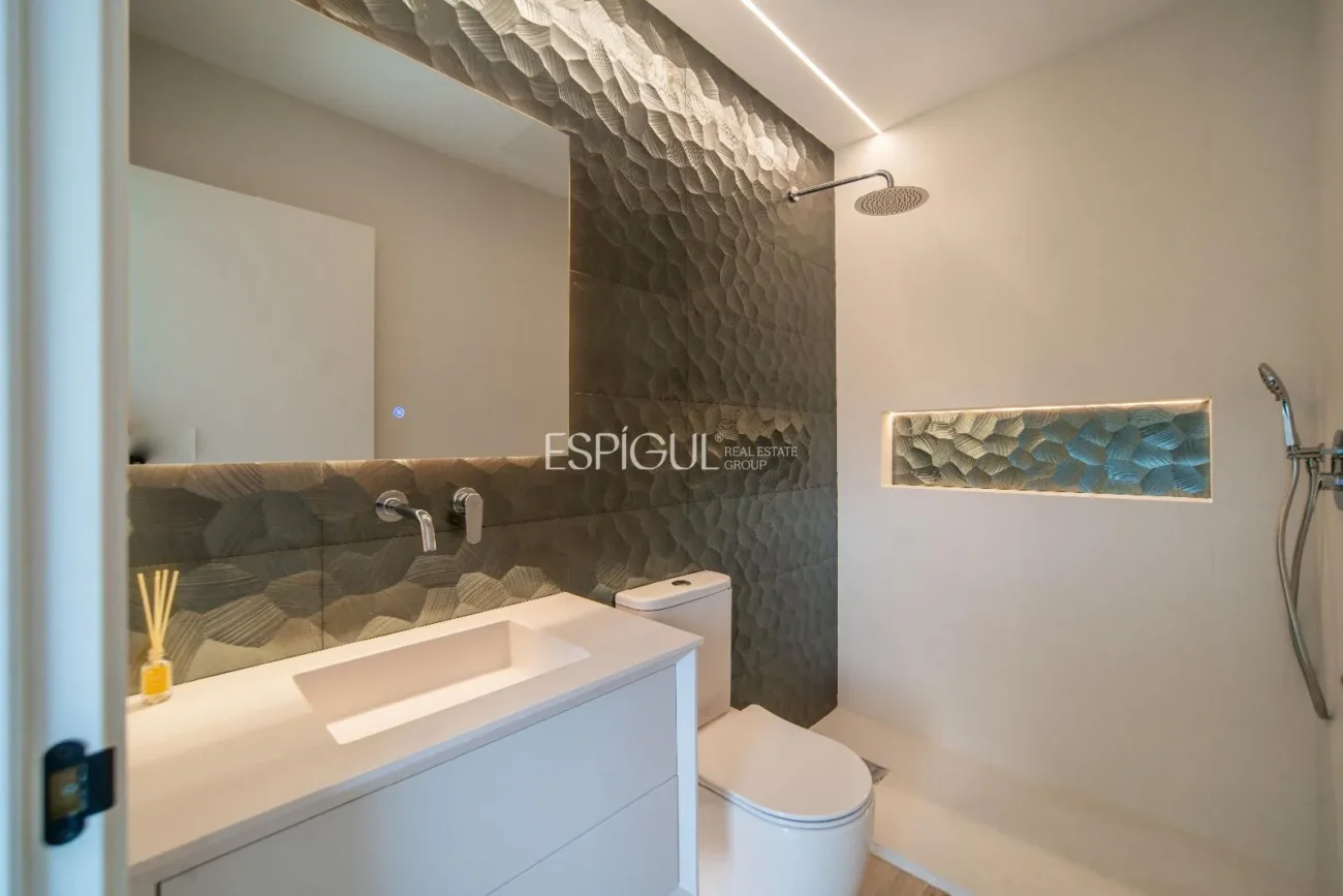 Exclusiva casa restaurada con grandes cualidades en el golf de Sant Andreu de Llavaneres