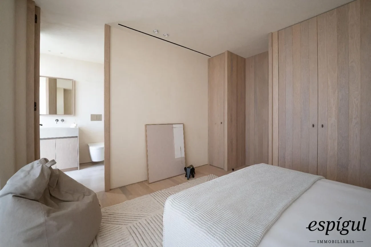 Exclusiva residència de luxe amb disseny vanguardista i confort absolut