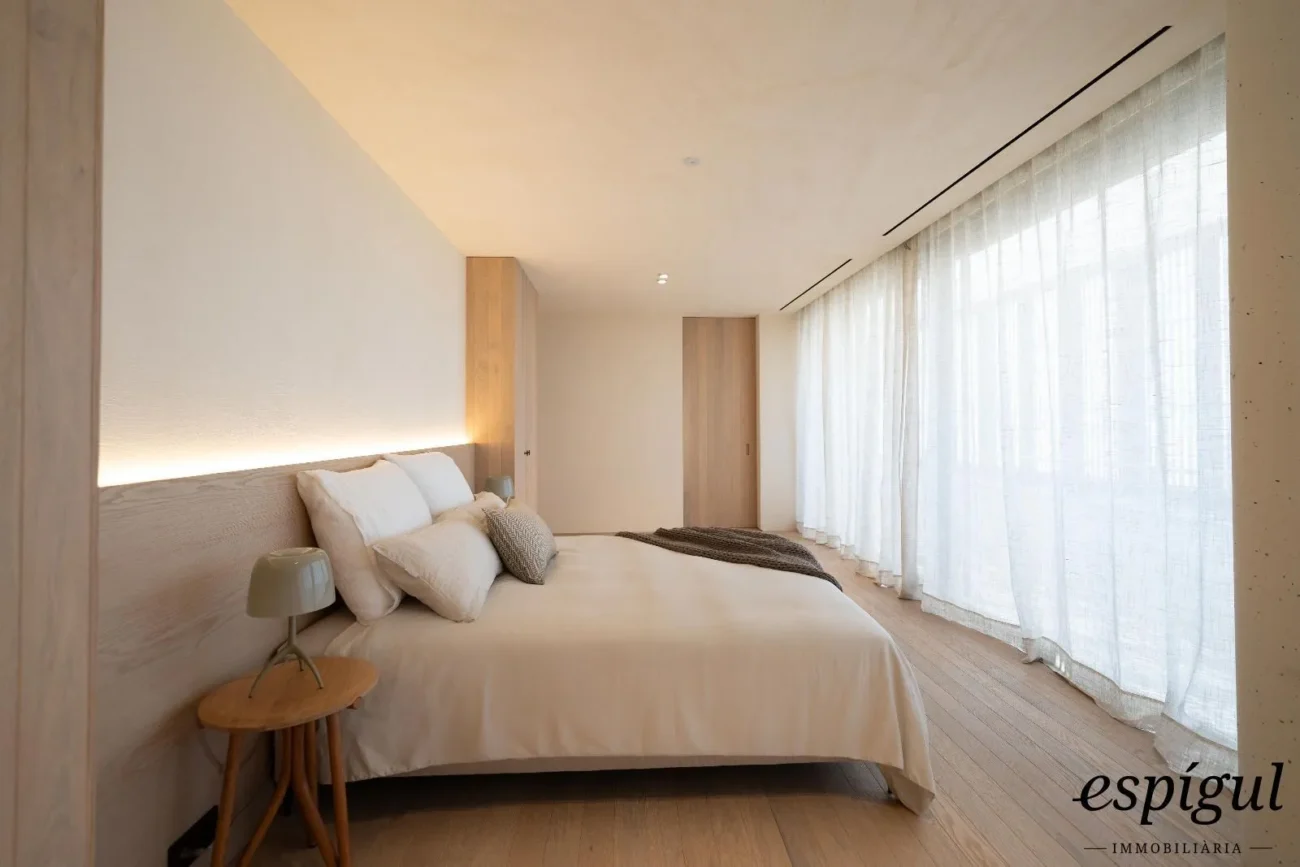 Exclusiva residència de luxe amb disseny vanguardista i confort absolut