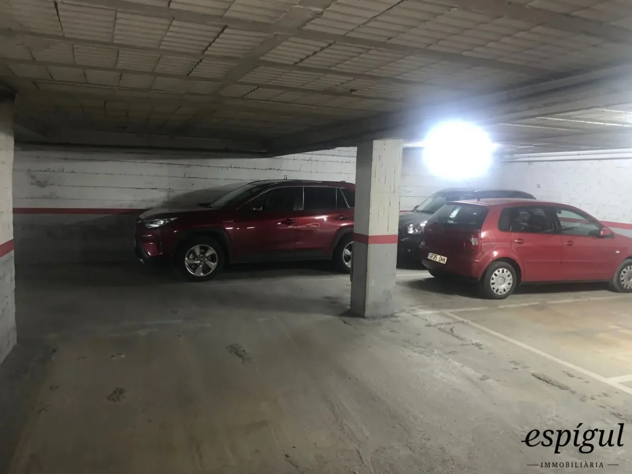 Parking doble en calle Pare Coll