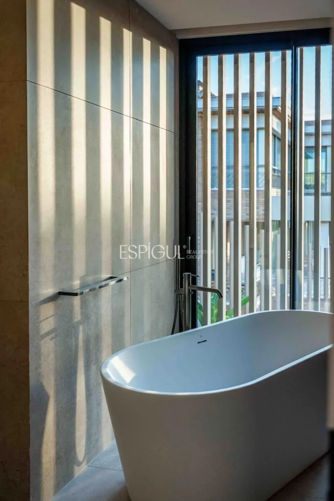 Un hogar donde el lujo y la sofisticación alcanzan su máxima expresión