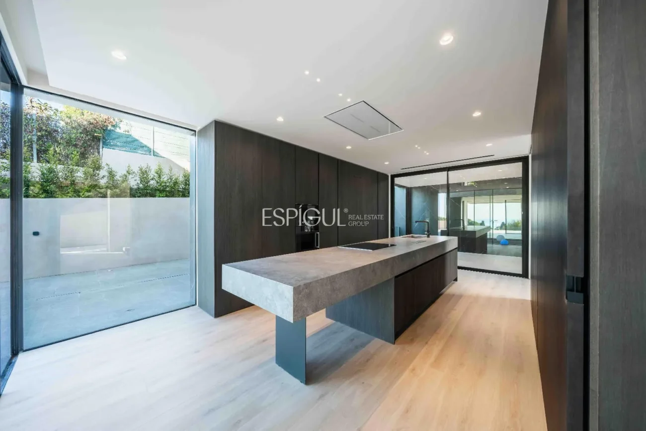 Un hogar donde el lujo y la sofisticación alcanzan su máxima expresión