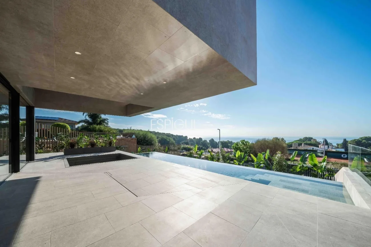 Un hogar donde el lujo y la sofisticación alcanzan su máxima expresión