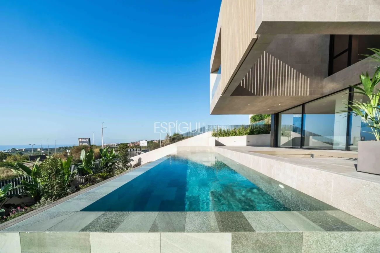 Un hogar donde el lujo y la sofisticación alcanzan su máxima expresión