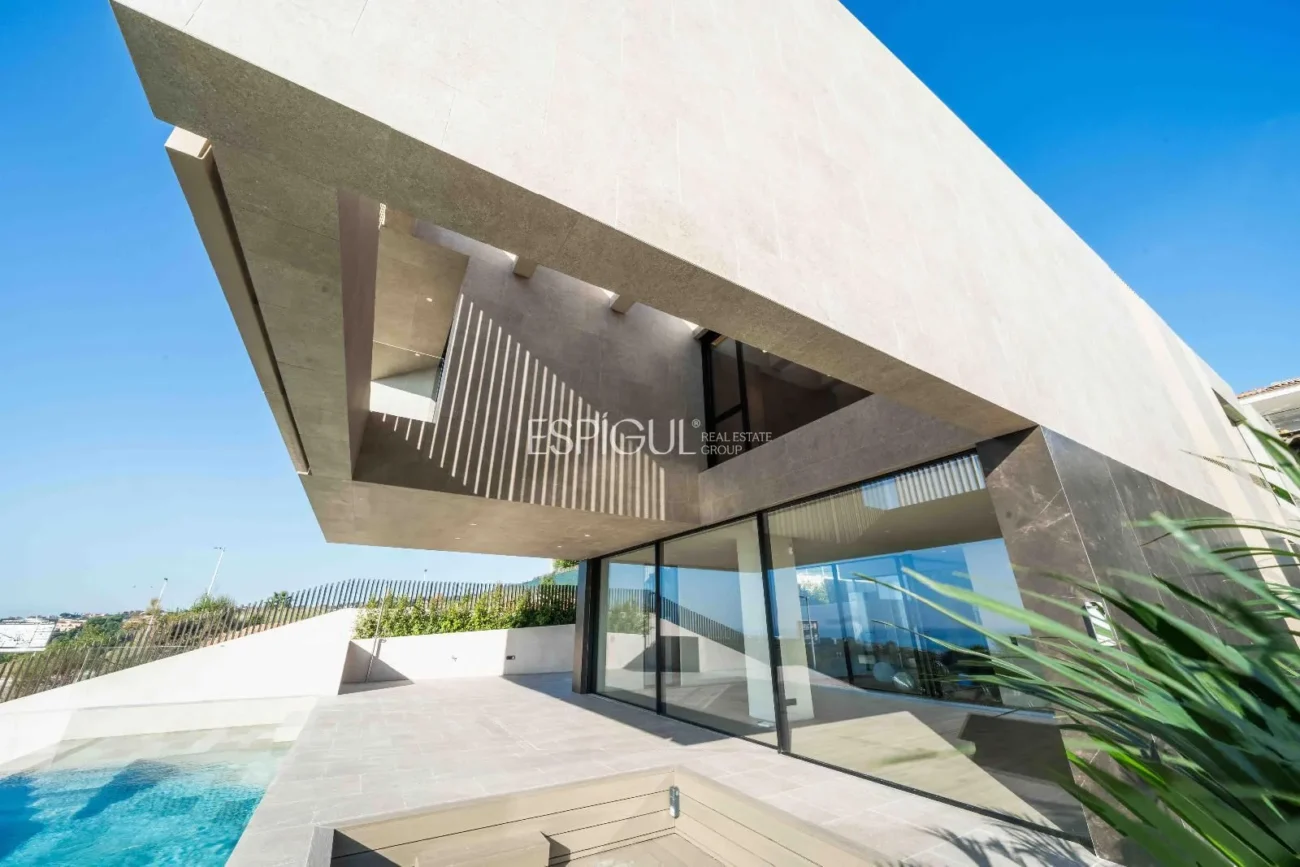 Un hogar donde el lujo y la sofisticación alcanzan su máxima expresión