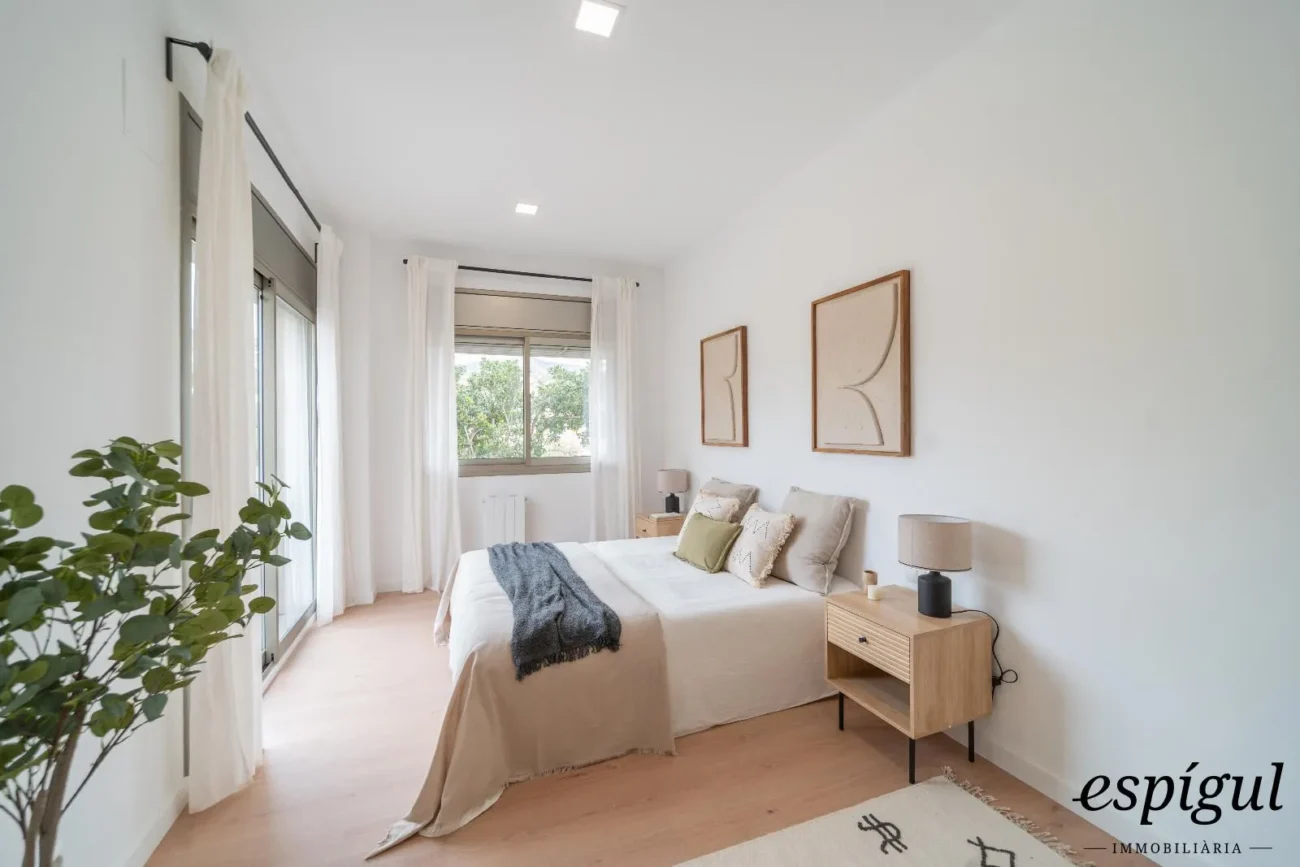 Espectacular casa reformada, amb acabats de qualitat, disseny modern i boniques vistes.