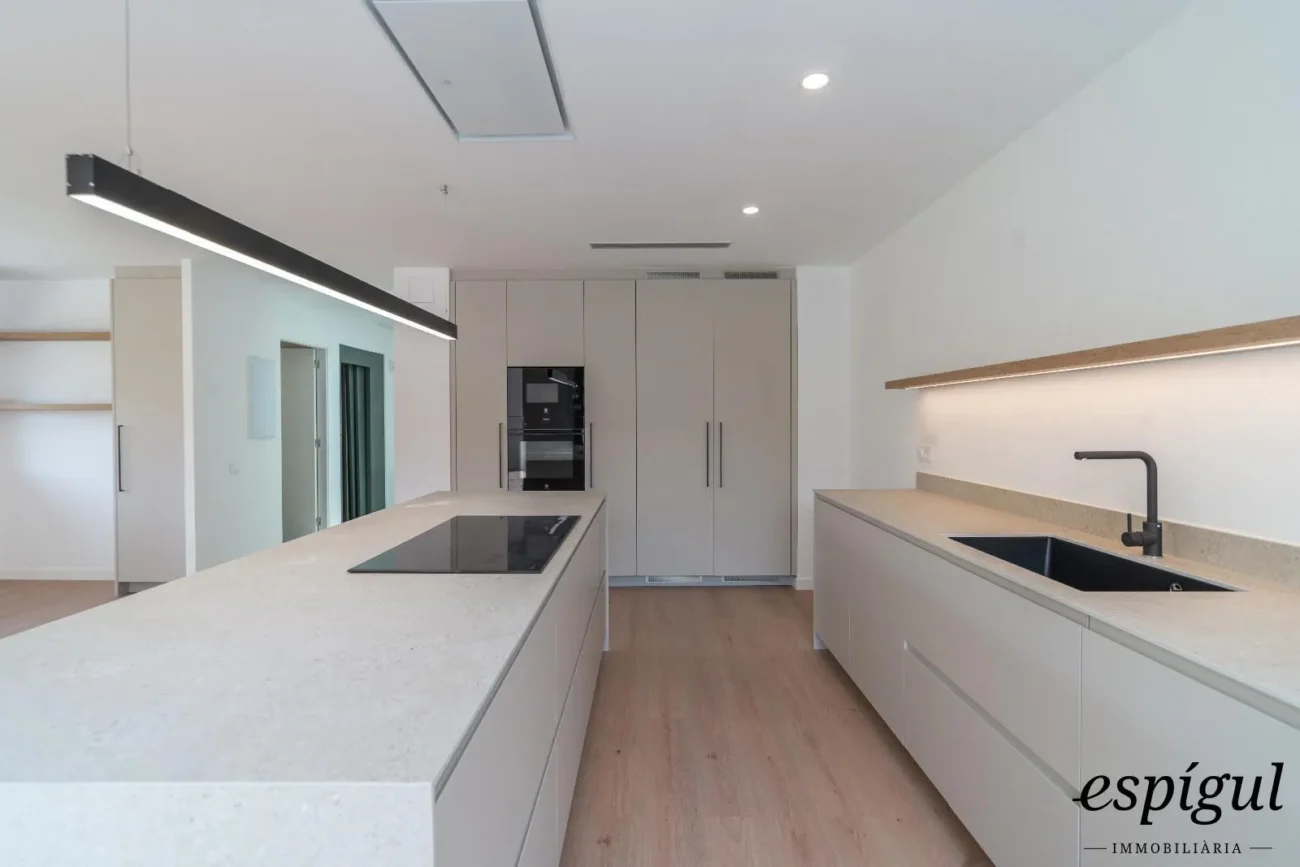 Spectacular house in Alella, totally updated in 2025, with elevator and swimming pool.