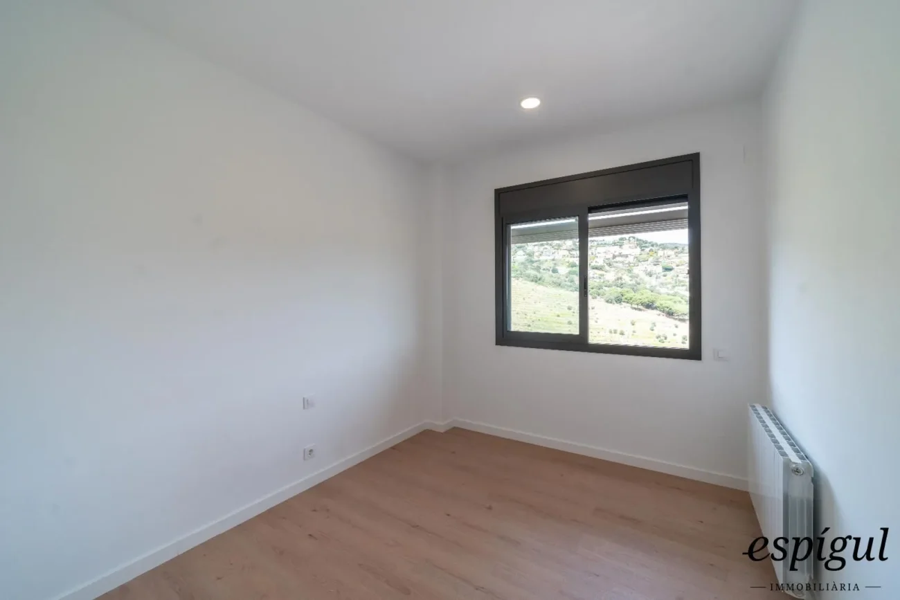 Spectacular house in Alella, totally updated in 2025, with elevator and swimming pool.