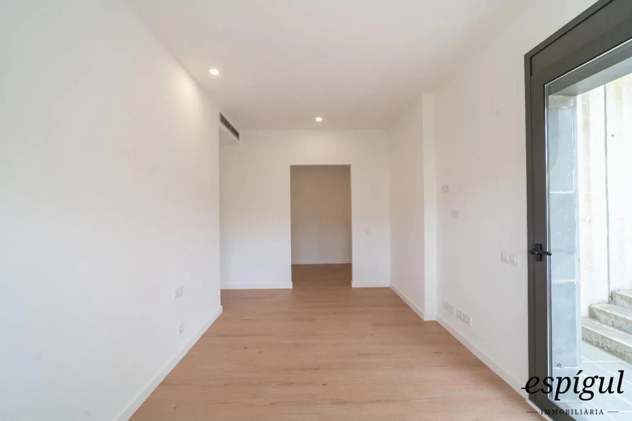 Spectacular house in Alella, totally updated in 2025, with elevator and swimming pool.