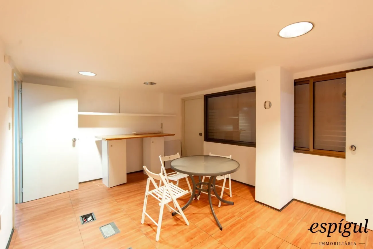 Commercial property 300 meters from Palamós beach