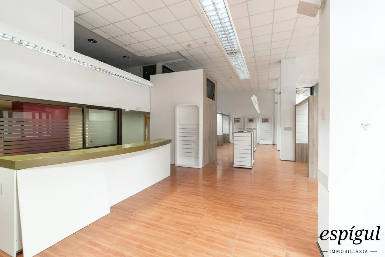 Commercial property 300 meters from Palamós beach