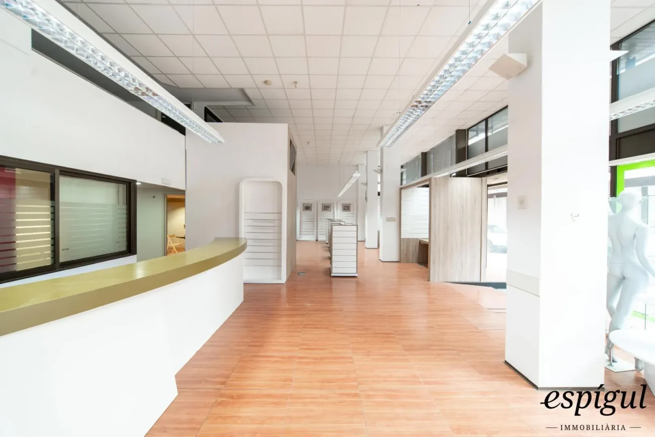 Commercial property 300 meters from Palamós beach