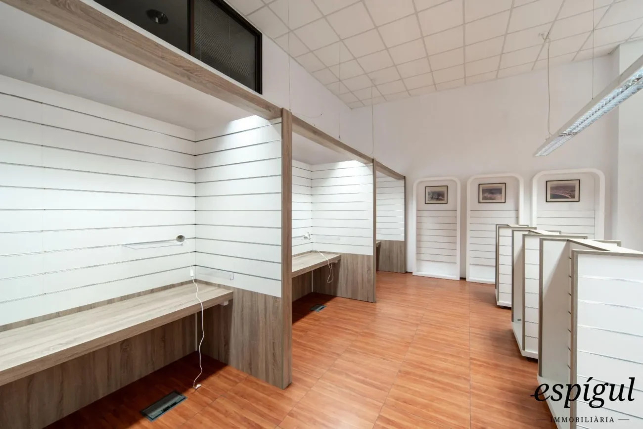 Commercial property 300 meters from Palamós beach