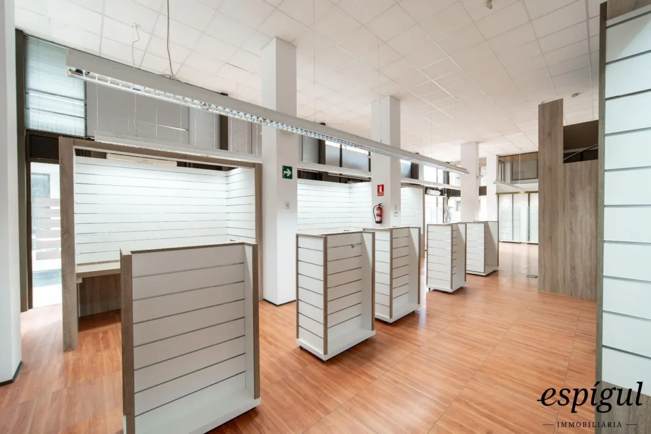 Commercial property 300 meters from Palamós beach