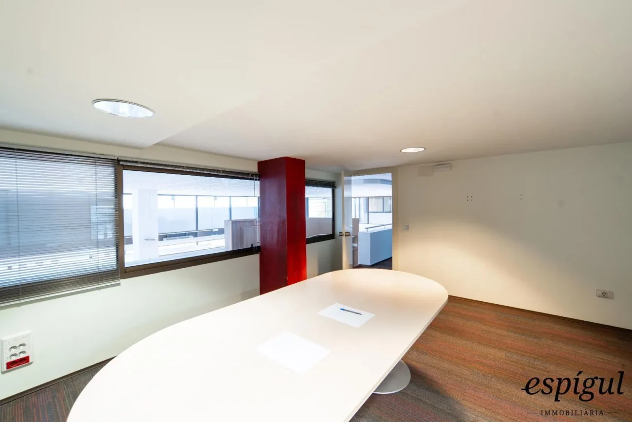 Commercial property 300 meters from Palamós beach
