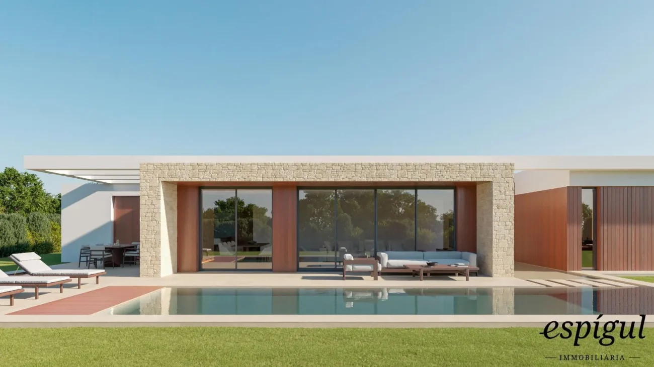 Xalet d’Obra nova en venda en el Golf Masia Bach en una sola planta de 440 m², en una parcel·la de 1.800 m²