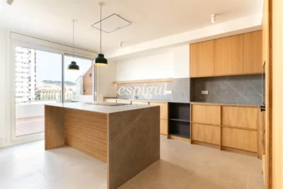Penthouse unique sur la Carrer Casp