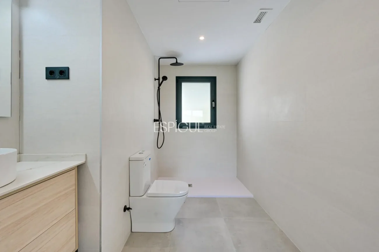 Bonita casa de obra nueva con espectaculares vistas en Vallromanes