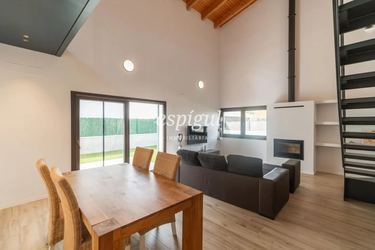 Maison individuelle à Vilamacolum