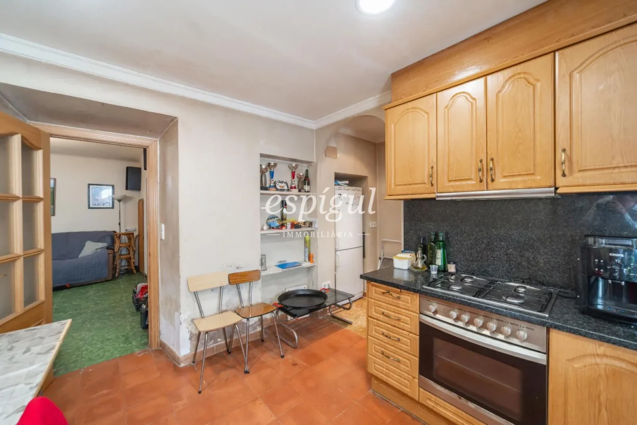 Exclusiva vivienda con jardín privado en Sant Daniel, Girona